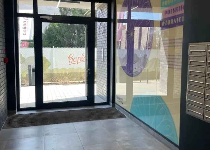 Wawrzynca Goplana Parking Apartment *